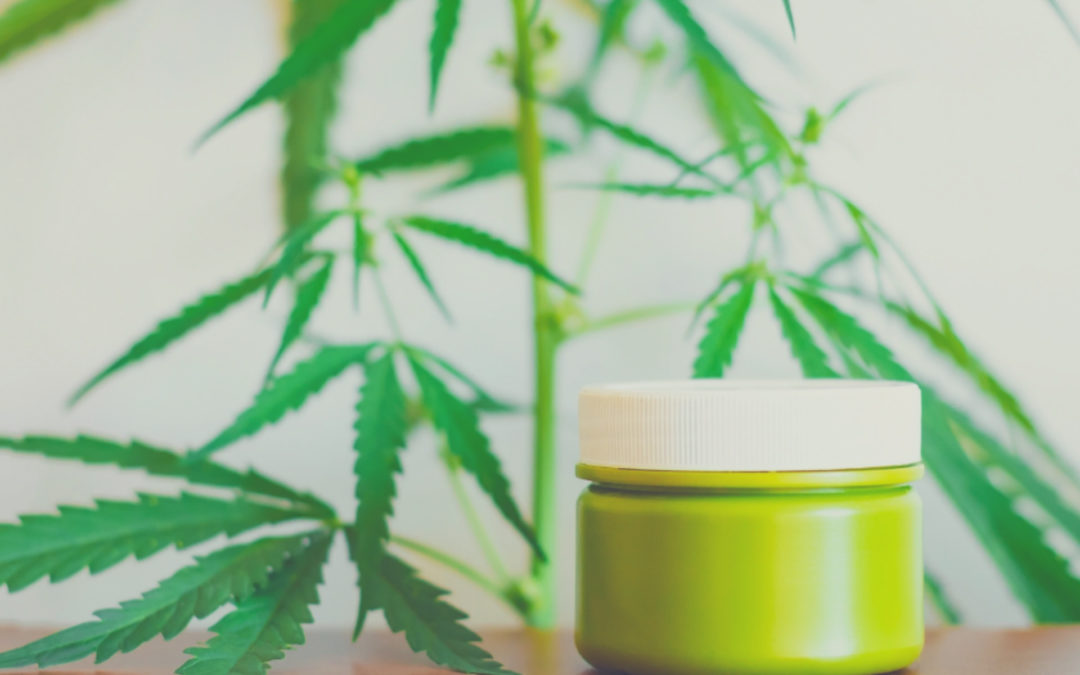 Cosméticos con Cannabidiol (Beneficios y leyes)